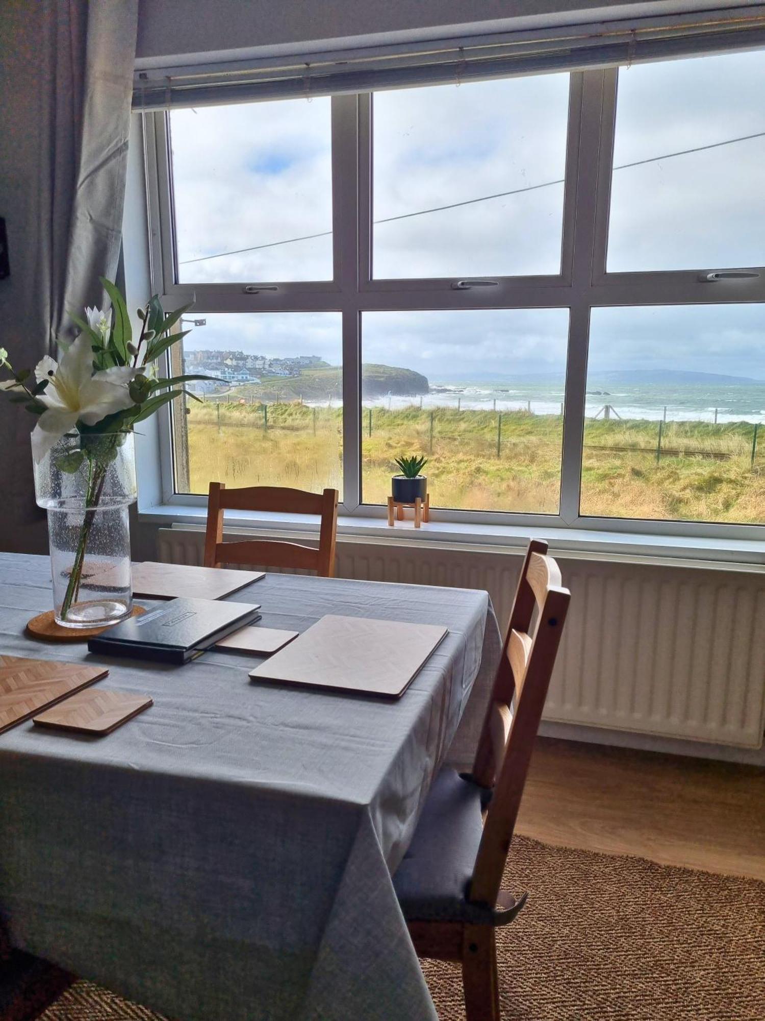 Апартаменты 6 Dunluce Park - Portrush By The Sea Экстерьер фото