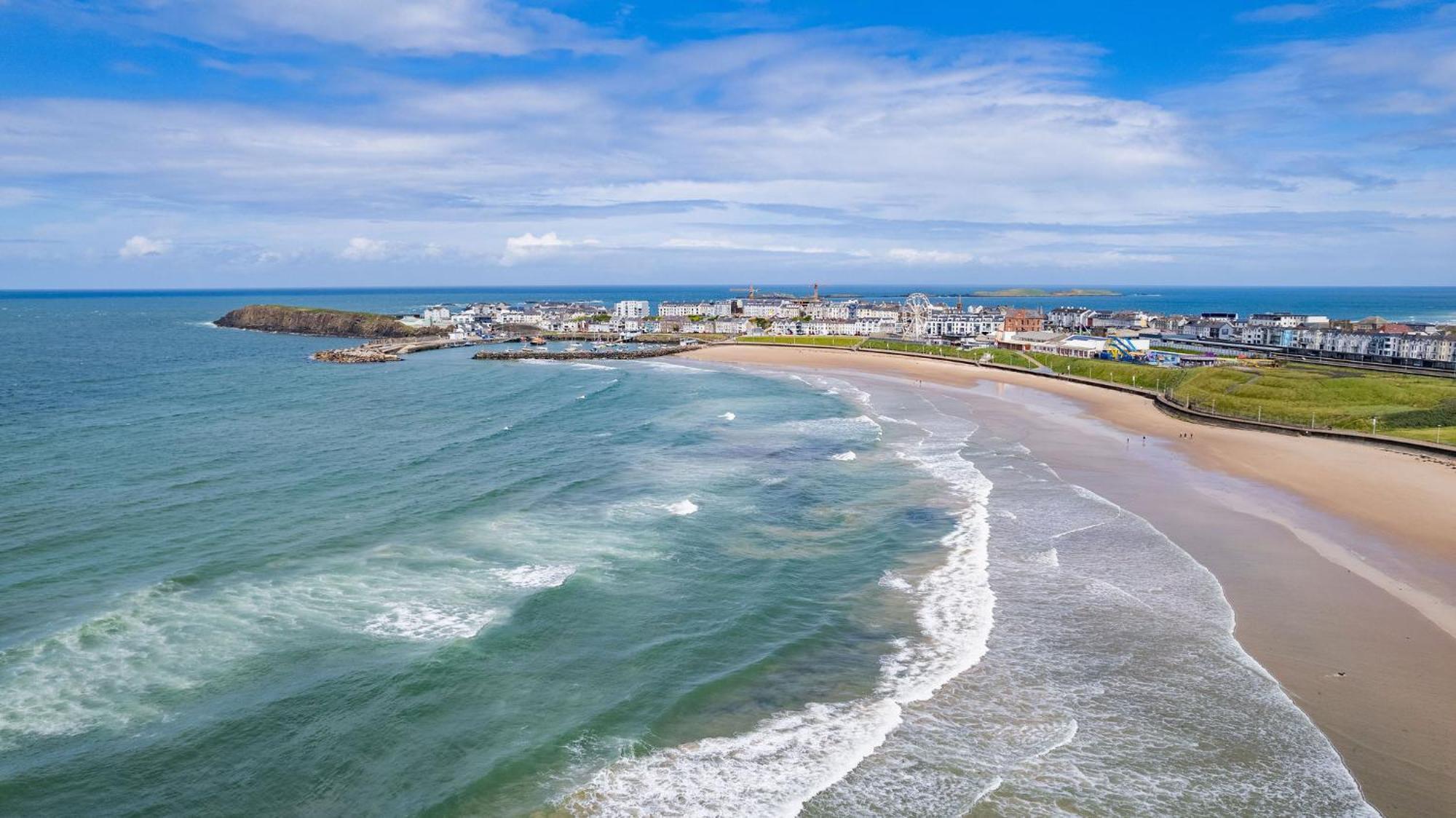 Апартаменты 6 Dunluce Park - Portrush By The Sea Экстерьер фото